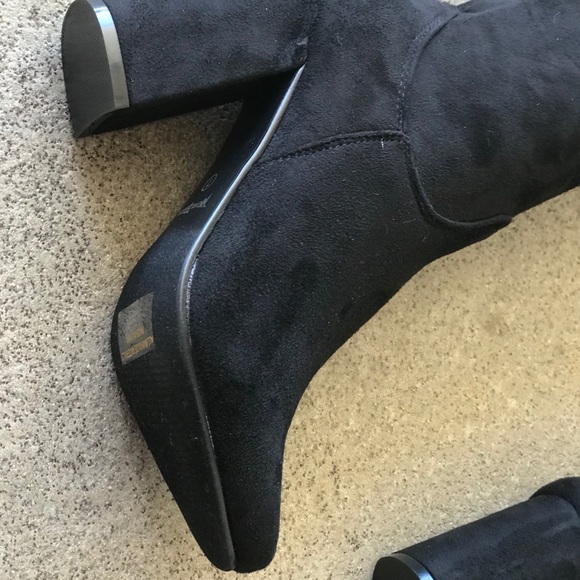 Elantra Thigh High Black Suede Block Heel Boots - Picture 6 of 7